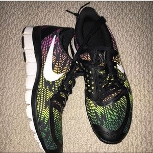 Nike Running Shoes Free Runs
