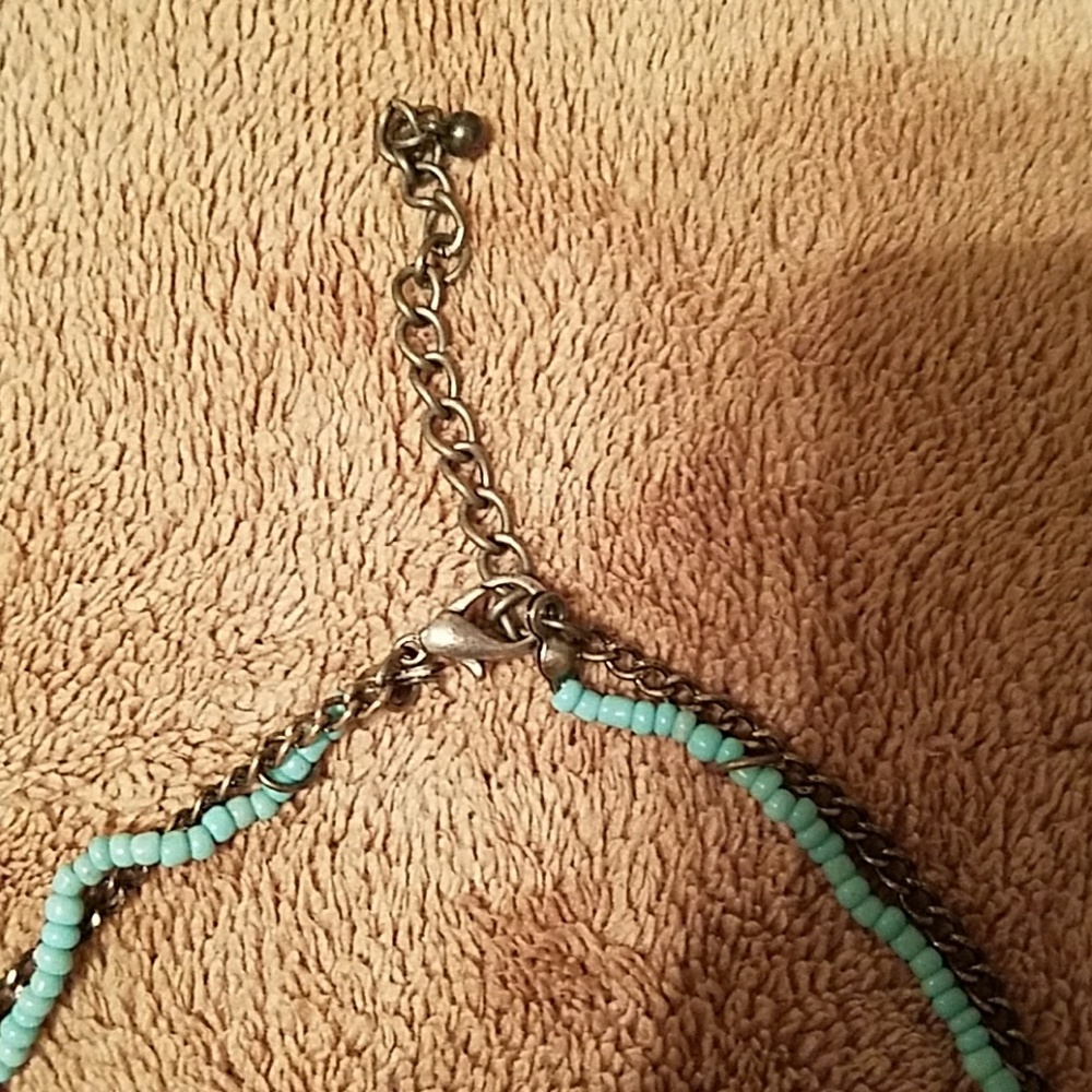 Beaded necklace - Picture 3 of 4