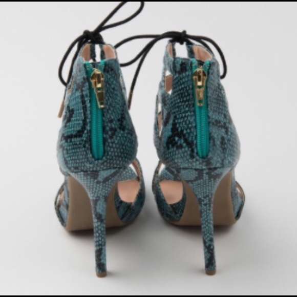 Turquoise Snake Print Heels - Picture 3 of 4