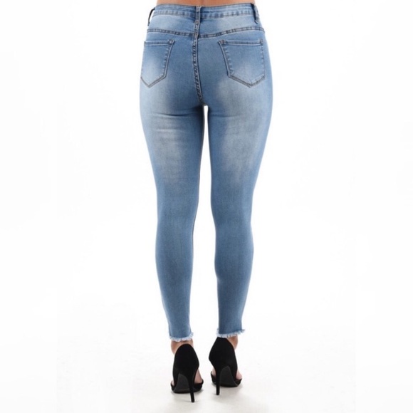 Final price💰2XL only left‼️distressed skinny jean - Picture 4 of 4