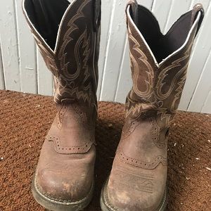 Lightly worn Justin boots