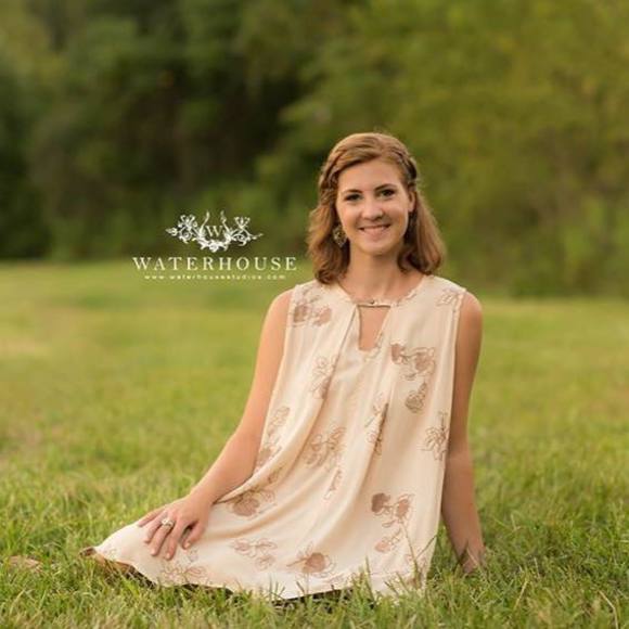 Meet your Posher, Laine - Picture 1 of 1