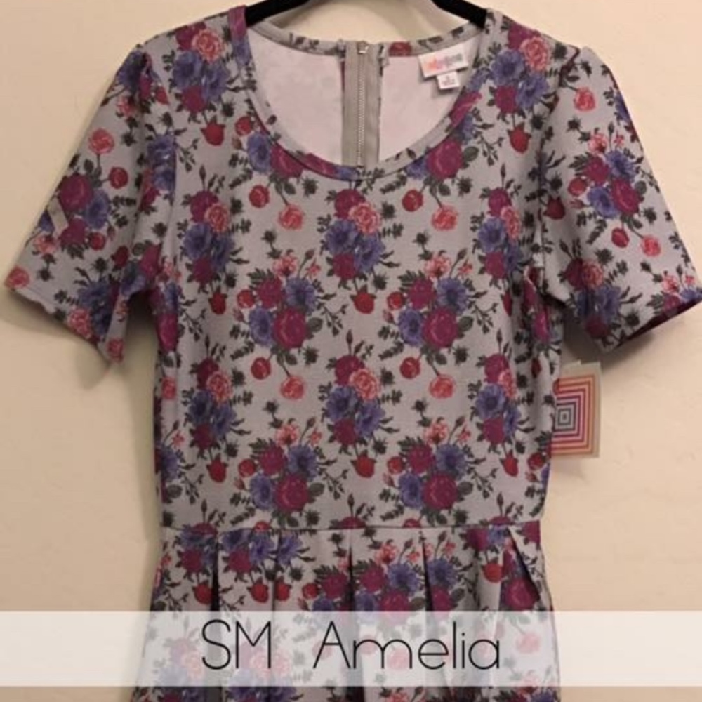 SM LuLaRoe Amelia