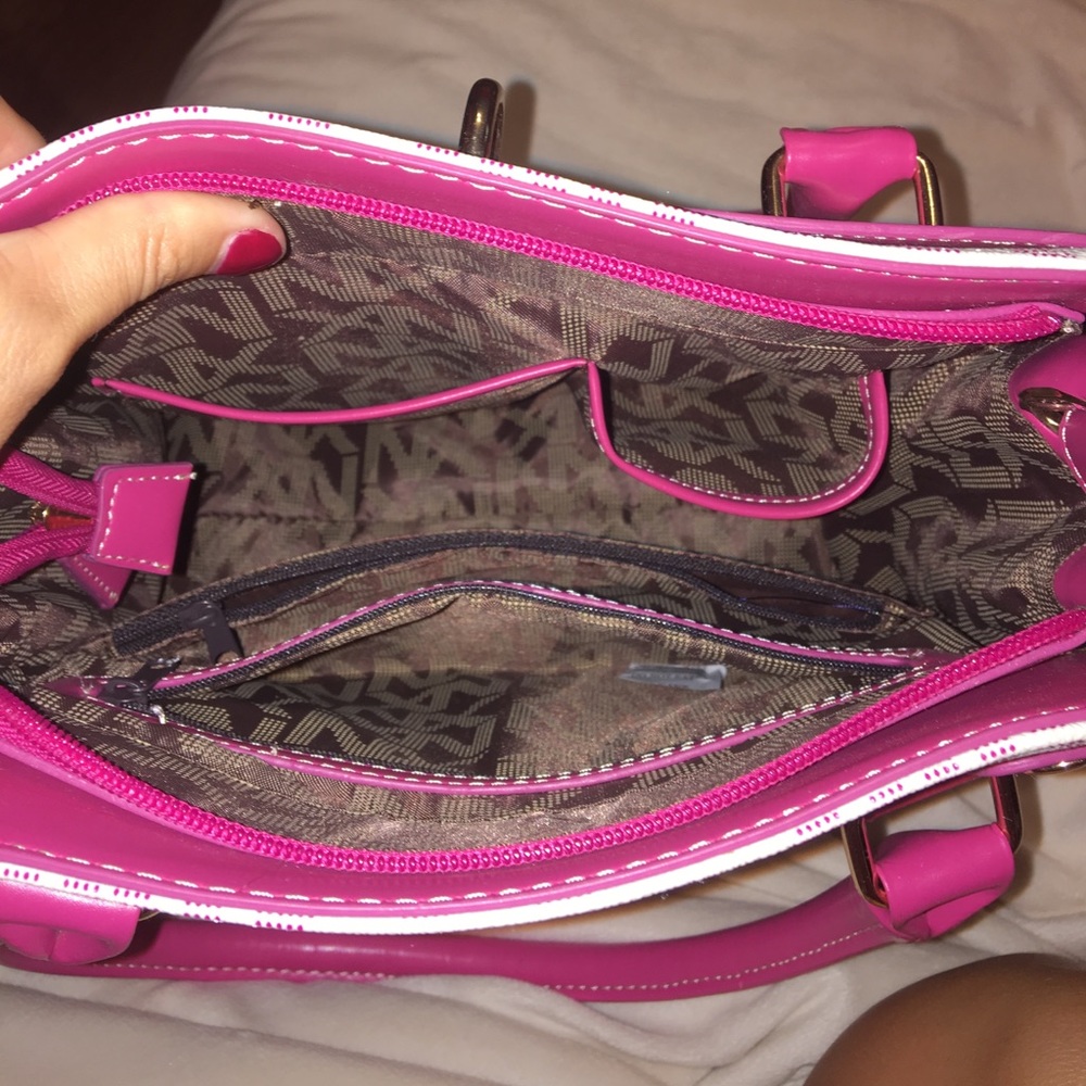 Purse. - Picture 3 of 3