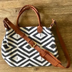 Tribe Alive Weekend Warrior Carryall Handbag