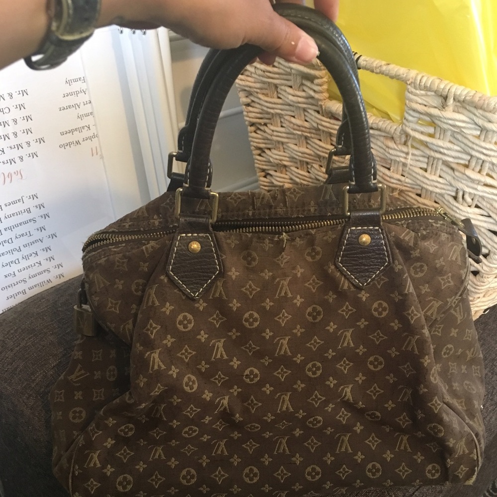 Louis Vuitton  Canvas Speedy 30