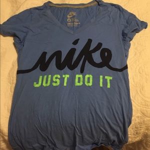 Nike top