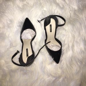 Sexy/classy Black Heels