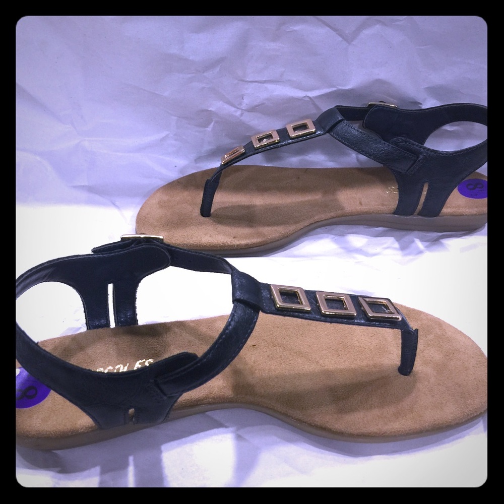 New Aerosoles sandals thong strap size 8.5m