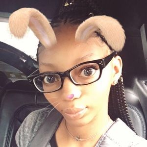 Meet your Posher, Anari