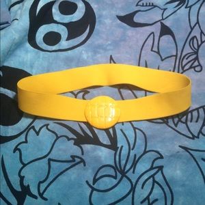 Retro elastic yellow belt