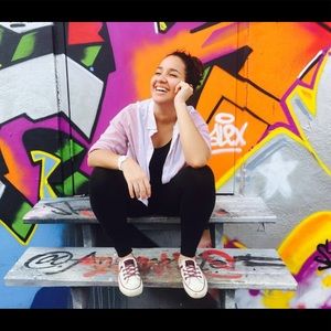 Meet your Posher, Rebeca