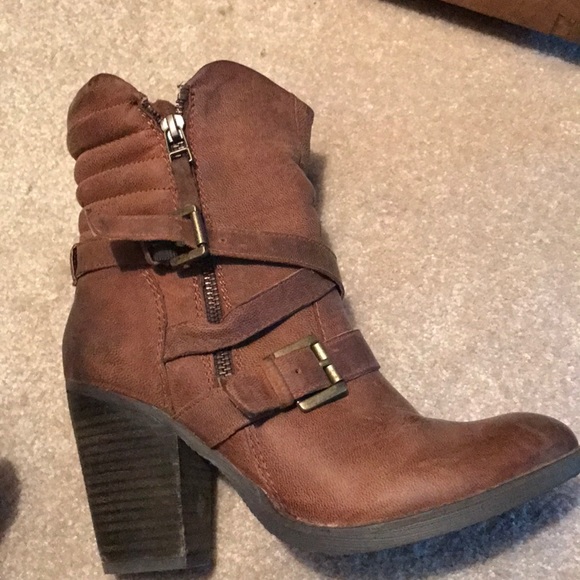 Steve Madden booties - Picture 1 of 1