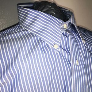 BROOKS BROTHERS Striped Dress Shirt (17 1/2-2/3)