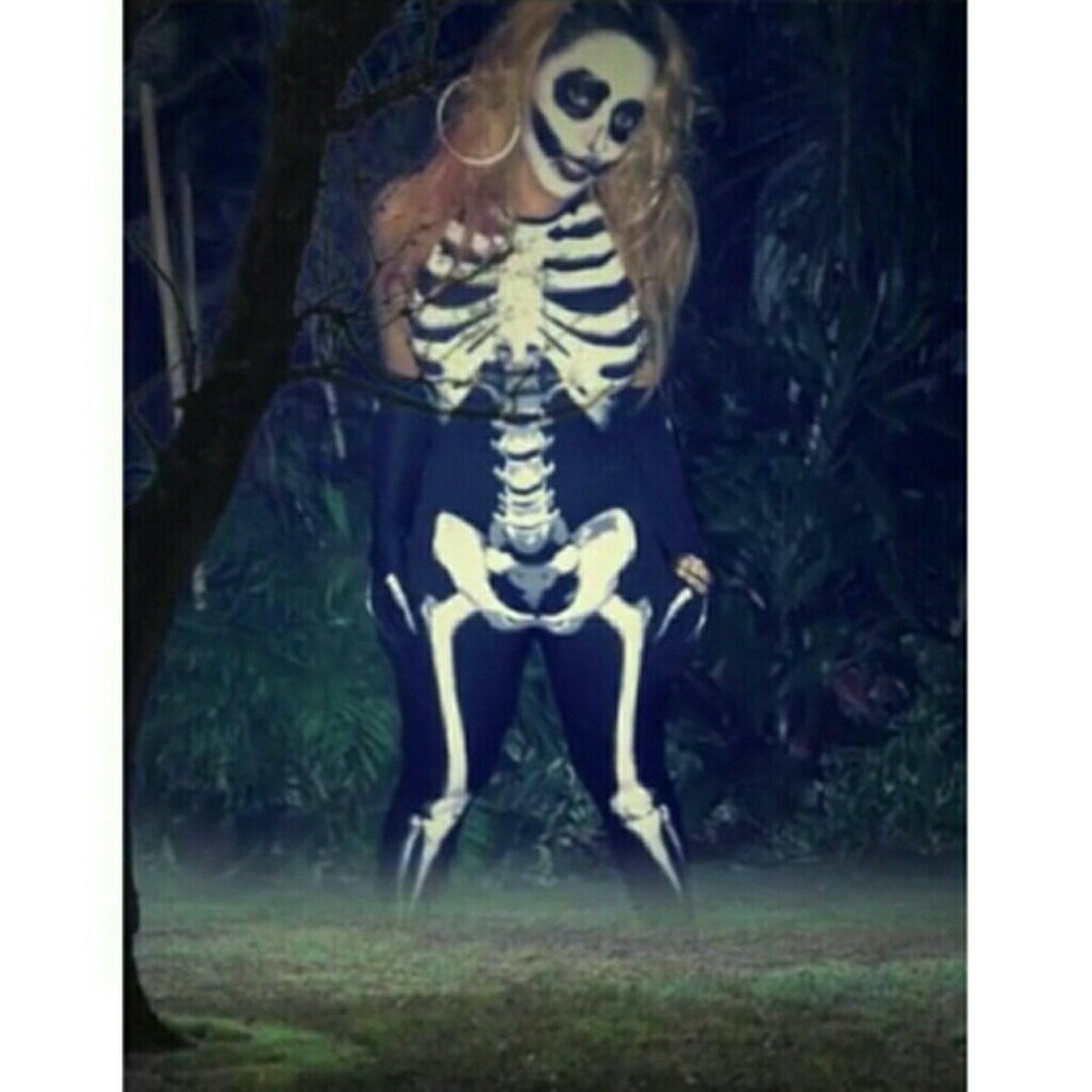 Womens skeleton holloween costume