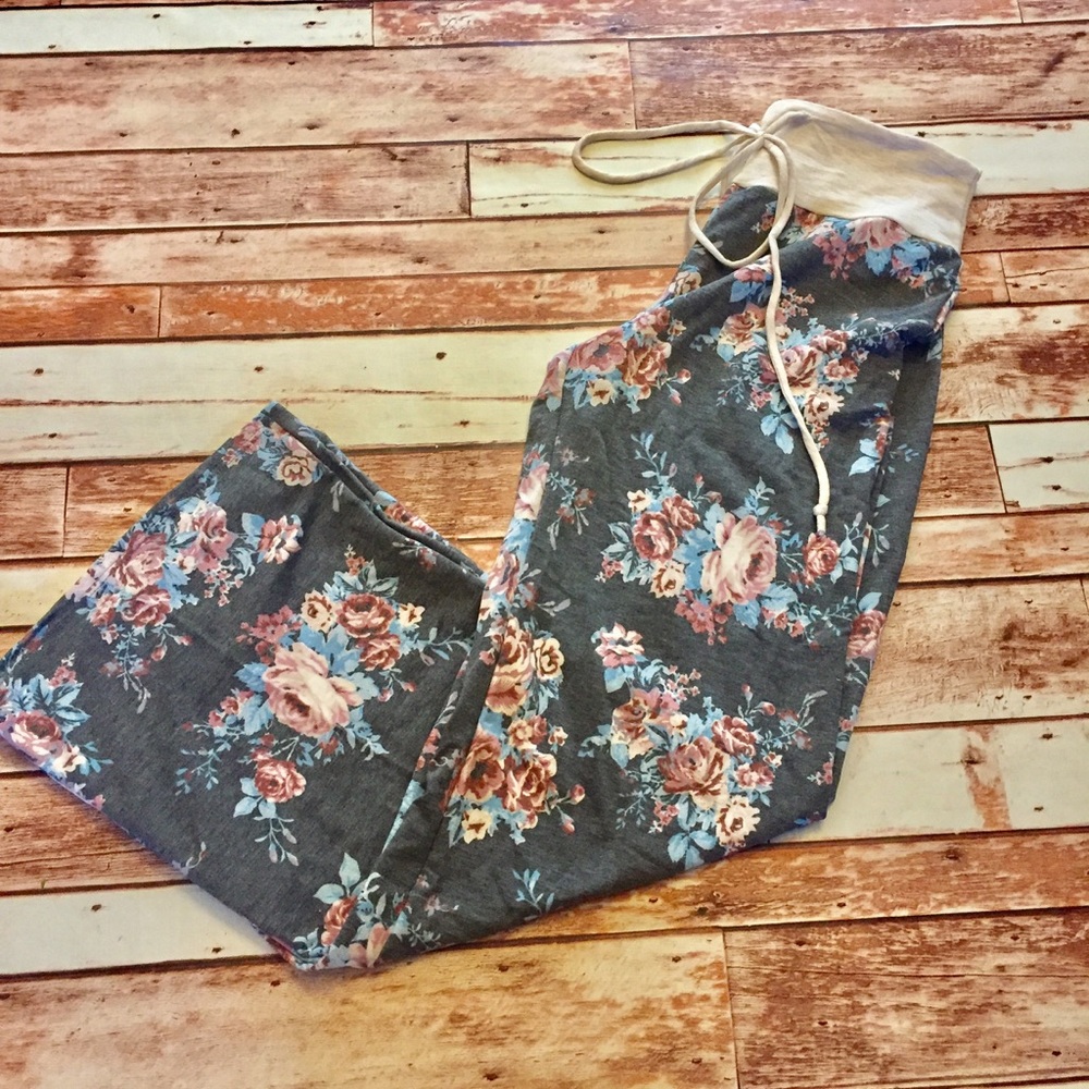 ❗️Last 1! Medium Grey blue pink floral lounge pant - Picture 4 of 5