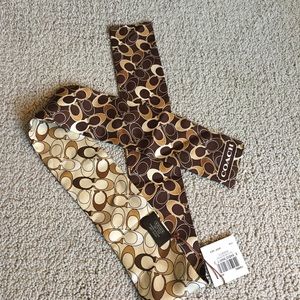 Coach signature Pony Scarf