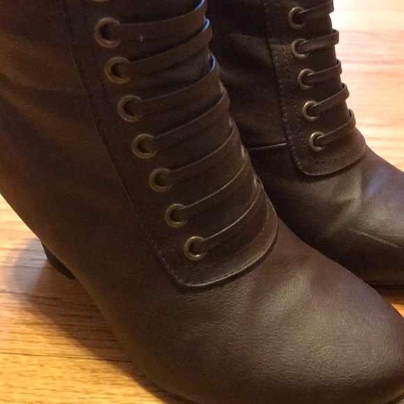 Booties - Picture 3 of 6