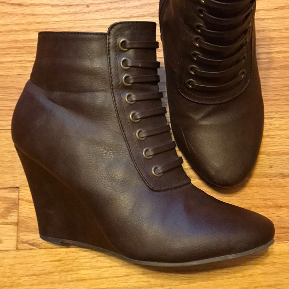 Booties - Picture 4 of 6