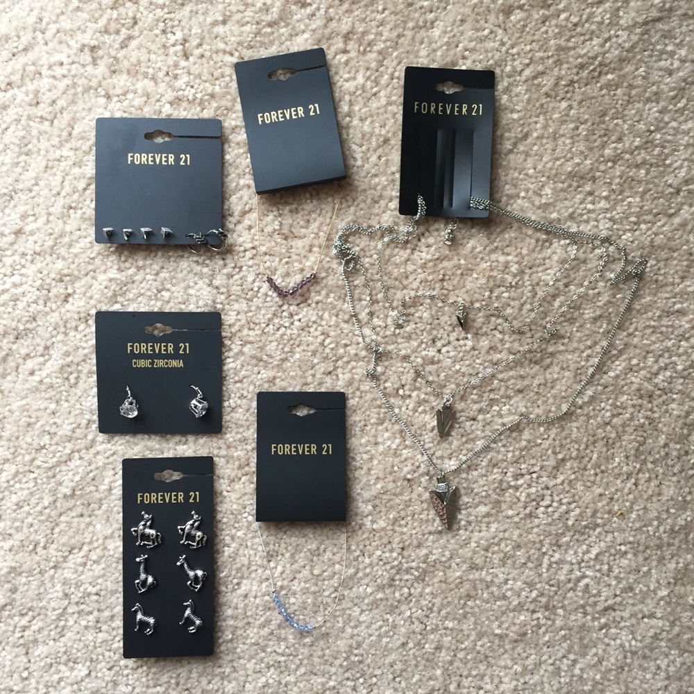 NWT! 10 Piece Jewelry Bundle