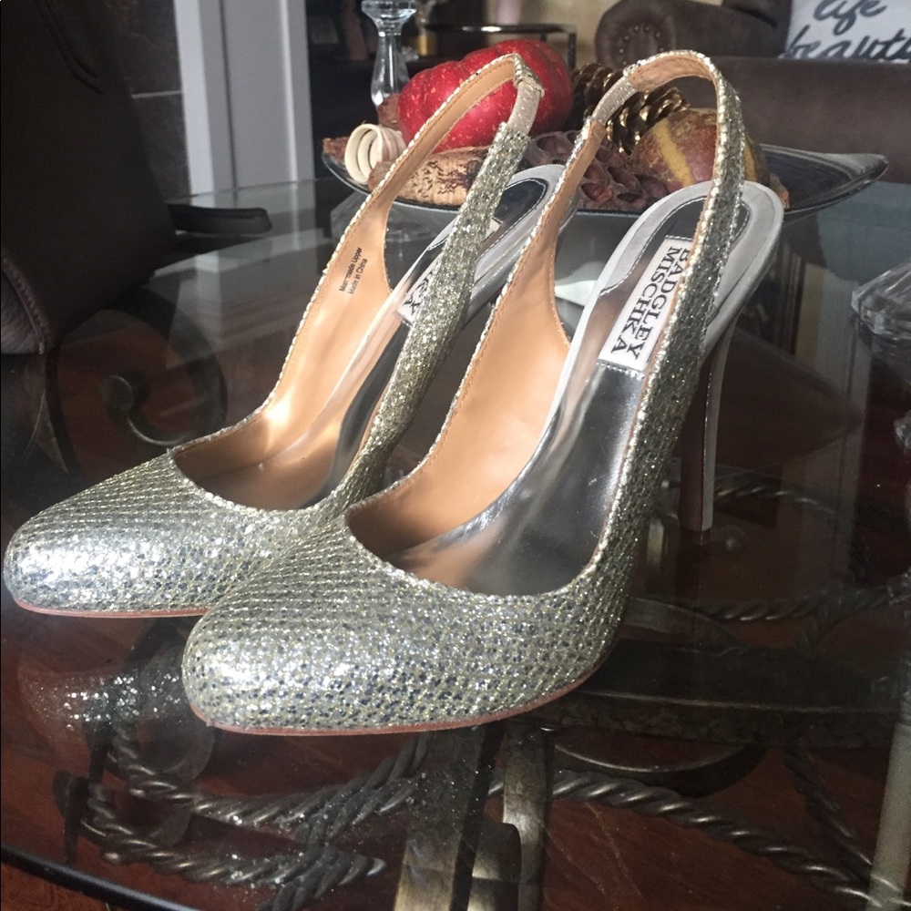 Badgley mischka heels💕