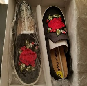 BNWT Jiana slip on sneaker
