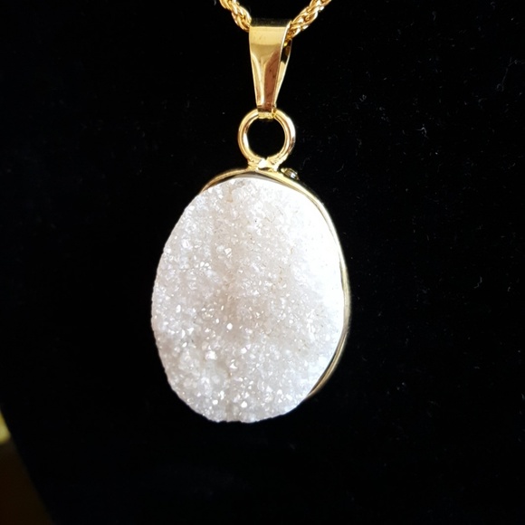 White Druzy Pendant Necklace - Picture 5 of 5