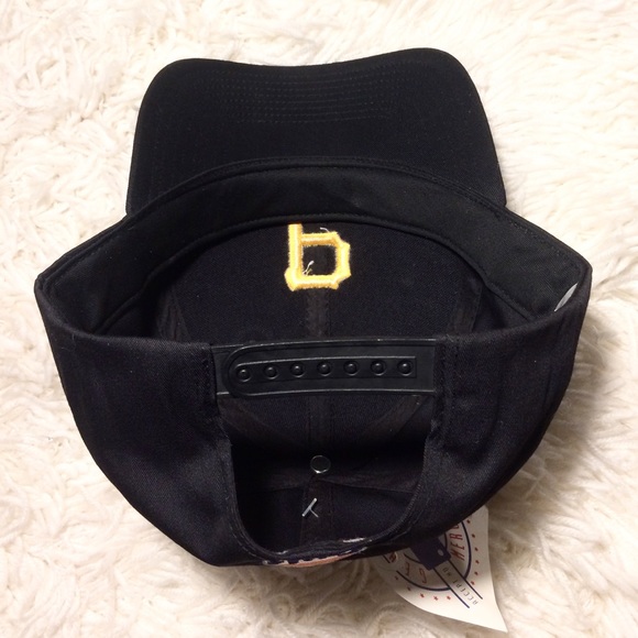 NEW! Pittsburgh Pirates Blk/Yellow Hat - Picture 5 of 6