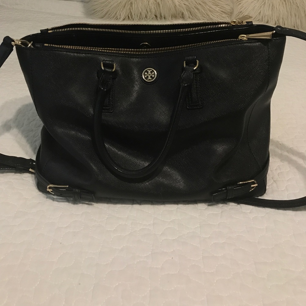 Tory Burch Robinson Handbag - Picture 2 of 8