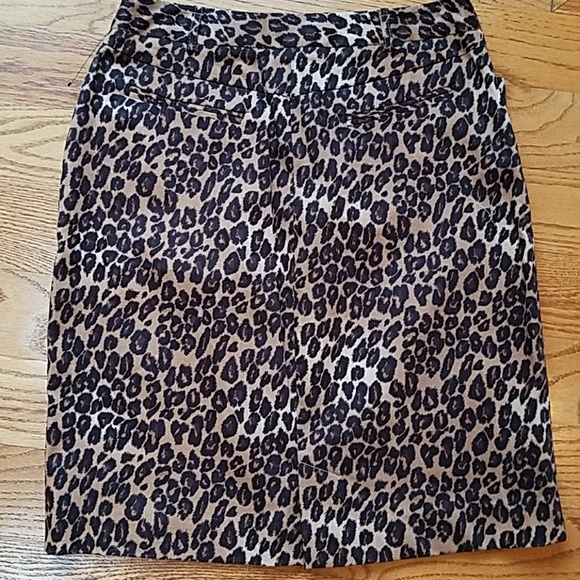 New Cheetah Print Skirt - Picture 4 of 8