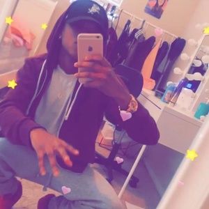 Meet your Posher, Davena