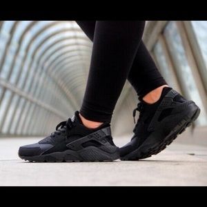nike huarache 👟🖤✨