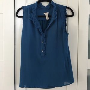 Sleeveless Silk  top