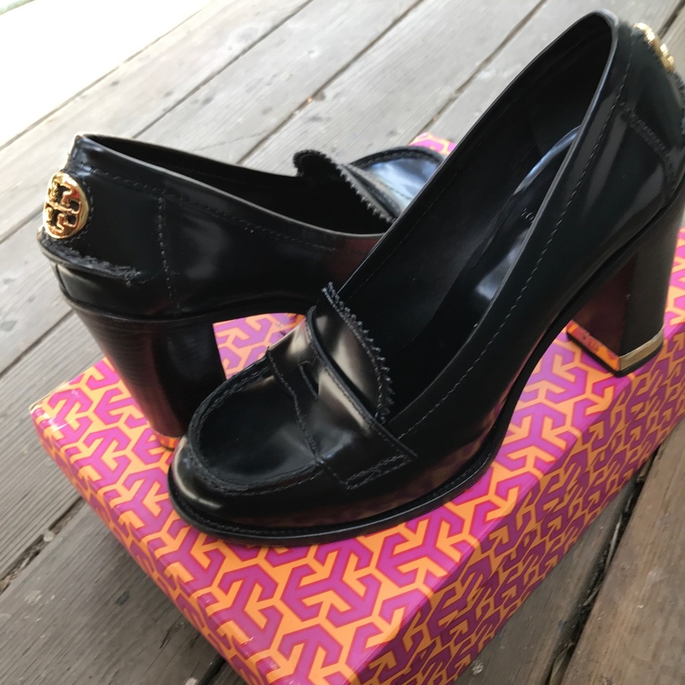 💃🏻 Tory Burch loafer heels 👠