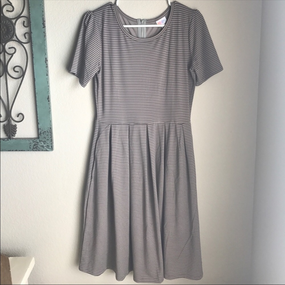 Lularoe ameila