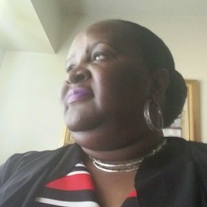 Meet your Posher, Deneen