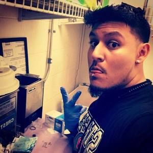 Meet your Posher, Eduardo