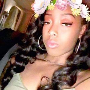 Meet your Posher, Keira