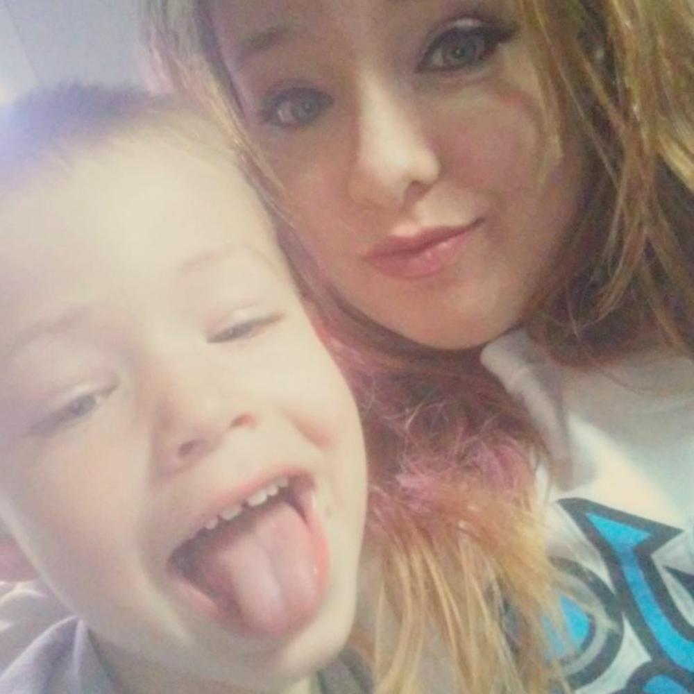 Meet your Posher, Caitlynn