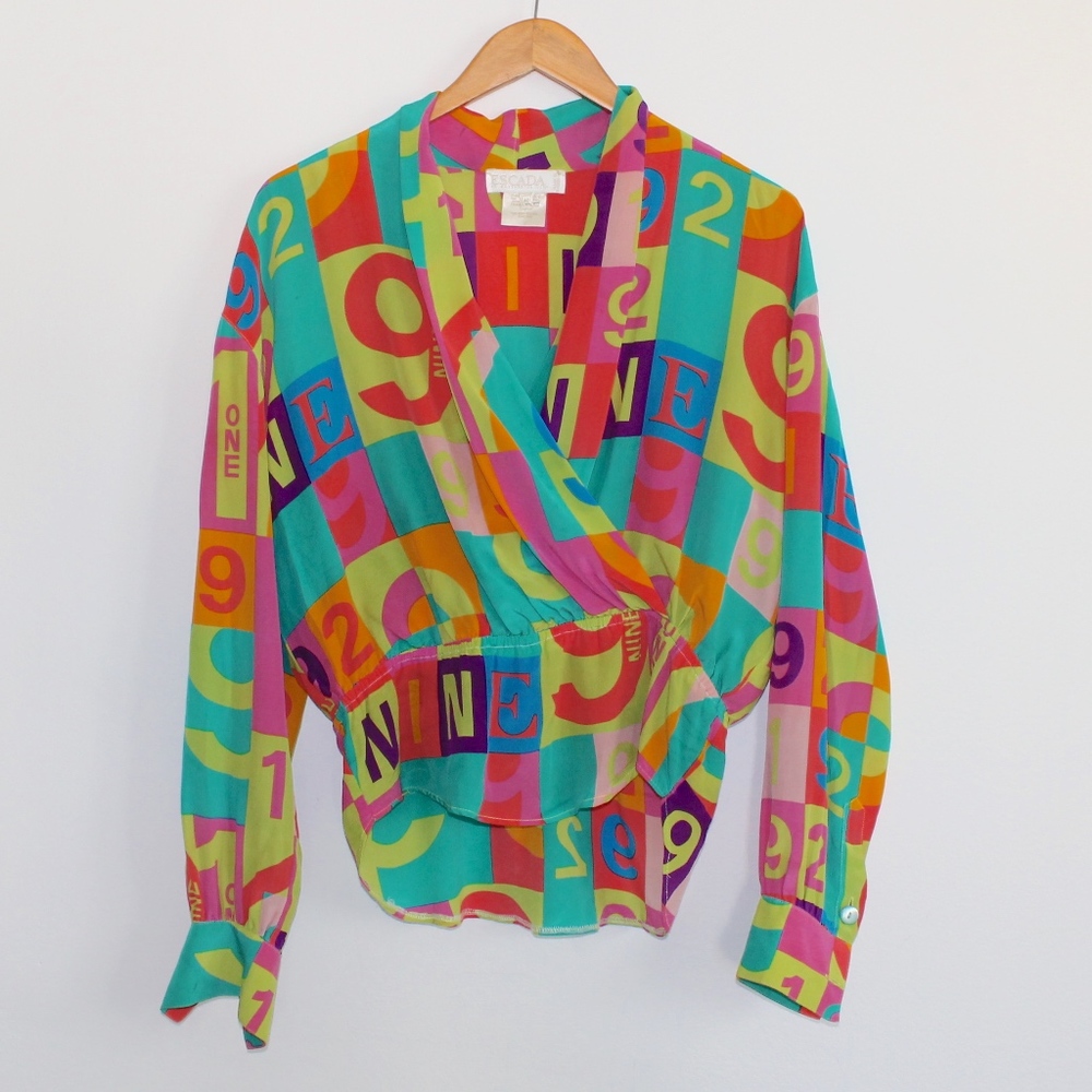 ❌SOLD❌ Escada vintage size 40 '1992 '  silk blouse