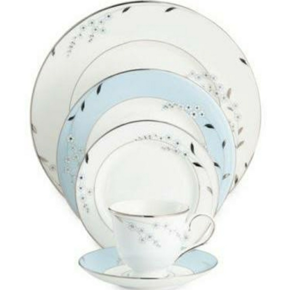 SOLD.Lenox 5 Piece butterfly meadows place setting