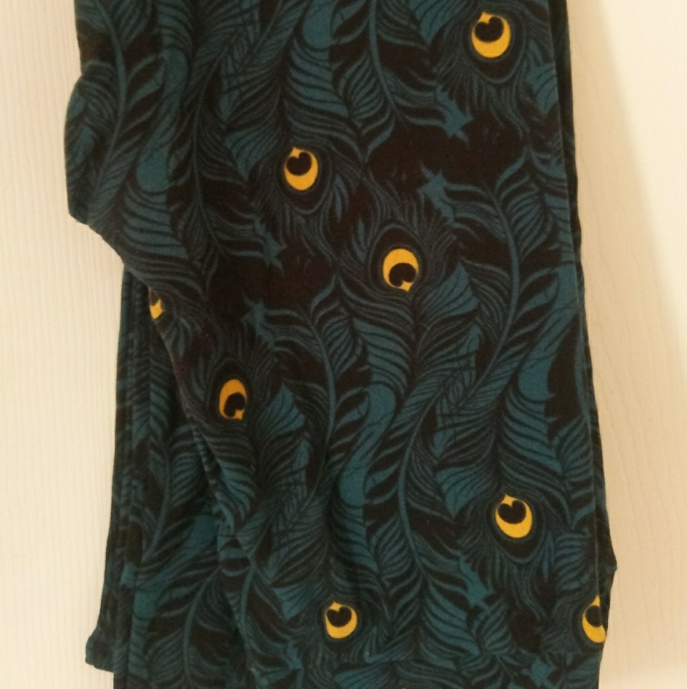 Peacock Lularoe one size leggings,  New