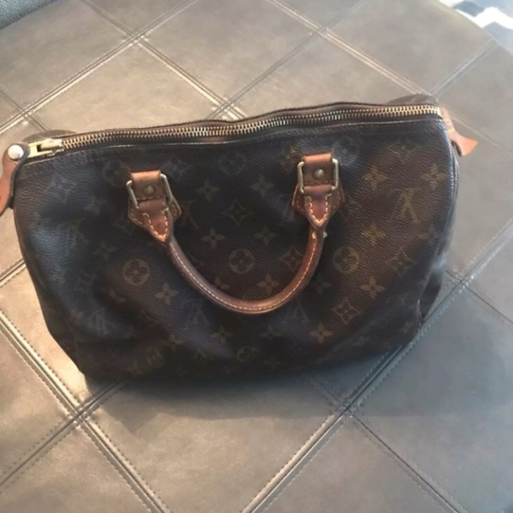 authentic Louis Vuitton speedy 30