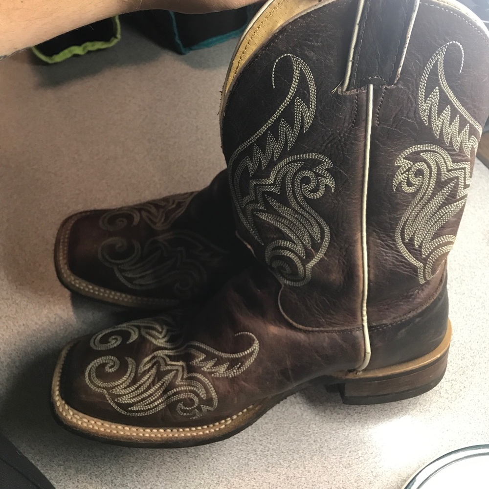 Gently used square toe cowboy boots