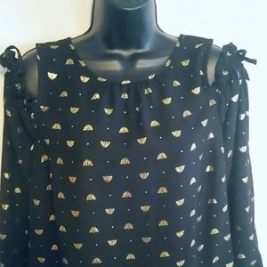 LC Lauren Conrad SzM Cold Shoulder w/Bee Print