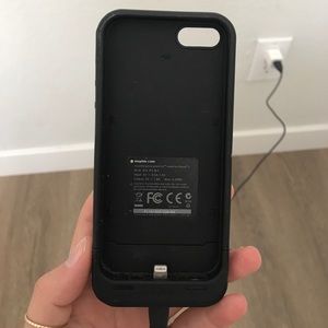 iPhone 5 Mophie Charging Case