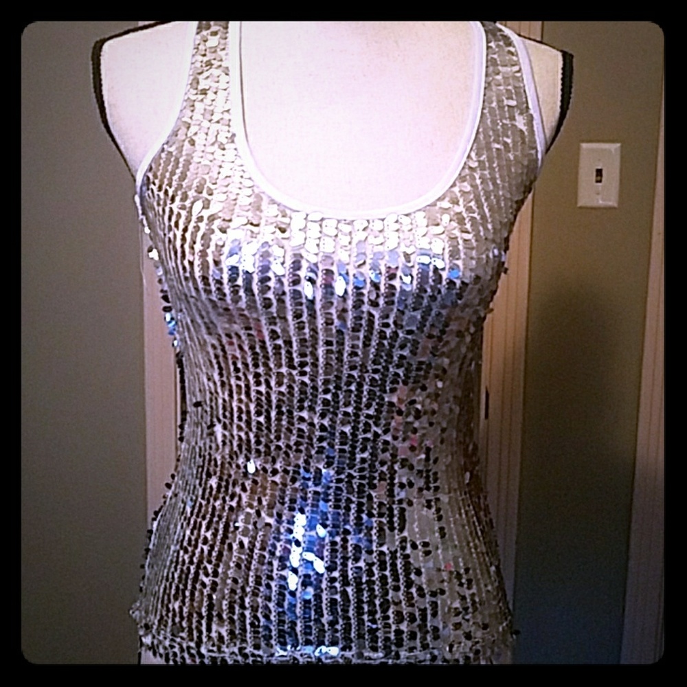 NWOT Sparkly sequin tank top