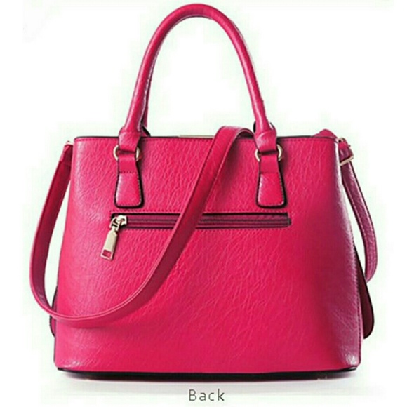 HOST PICK!! NWT! CHIC HANDBAG ❤️ - Picture 2 of 6