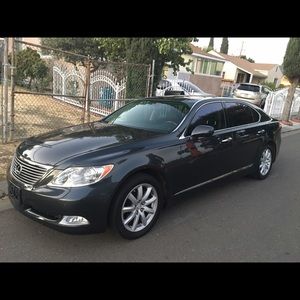 Meet your Posher, Tariq