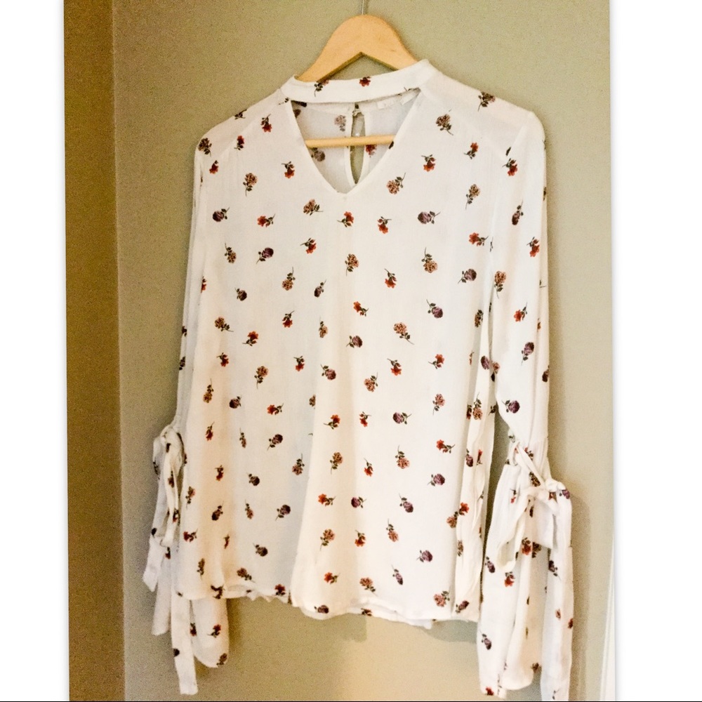 Haltered neck print Top - Picture 5 of 8